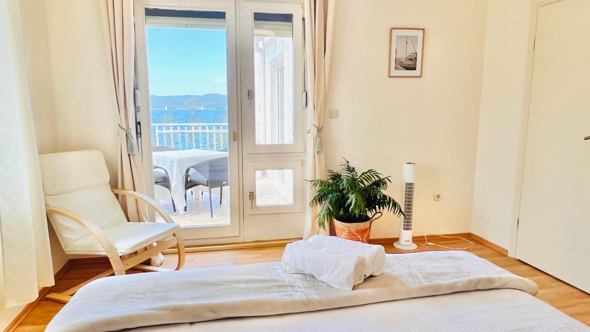 Luxury Beach Villa W Sea Sunset Views Sibenik Exterior photo